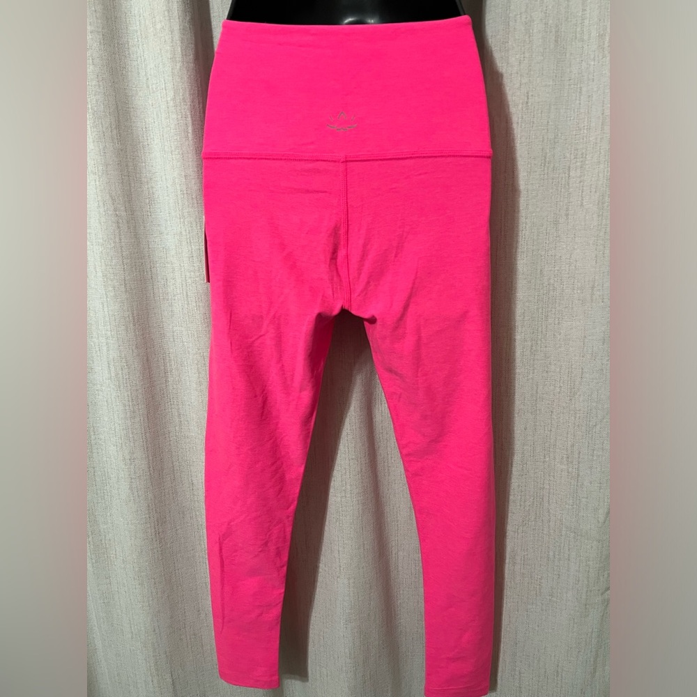 Beyond Yoga Spacedye High Waisted Midi Legging in Electric Pink - Picture 3 of 5